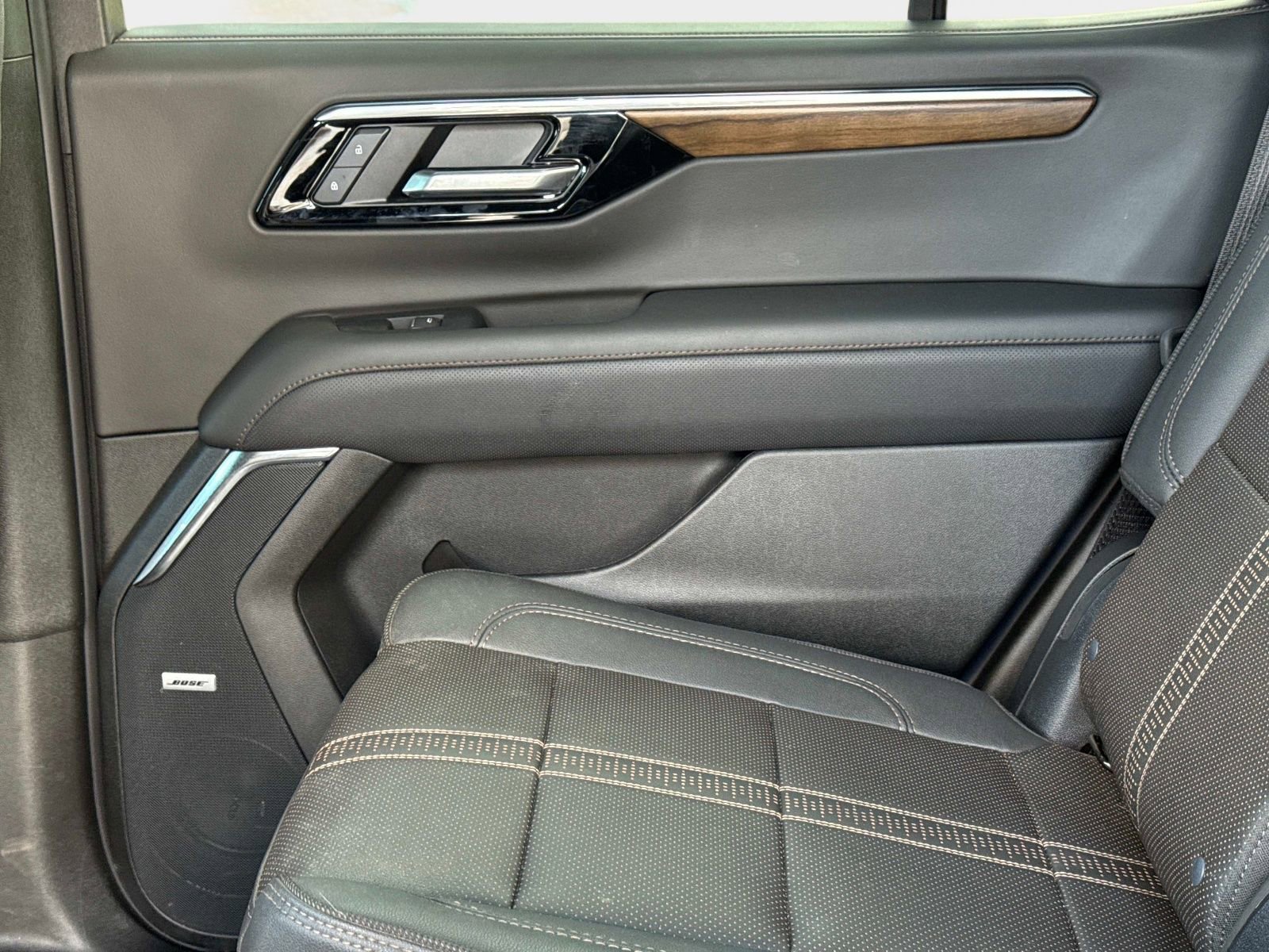 Used 2026 Chevrolet Tahoe High Country image 18