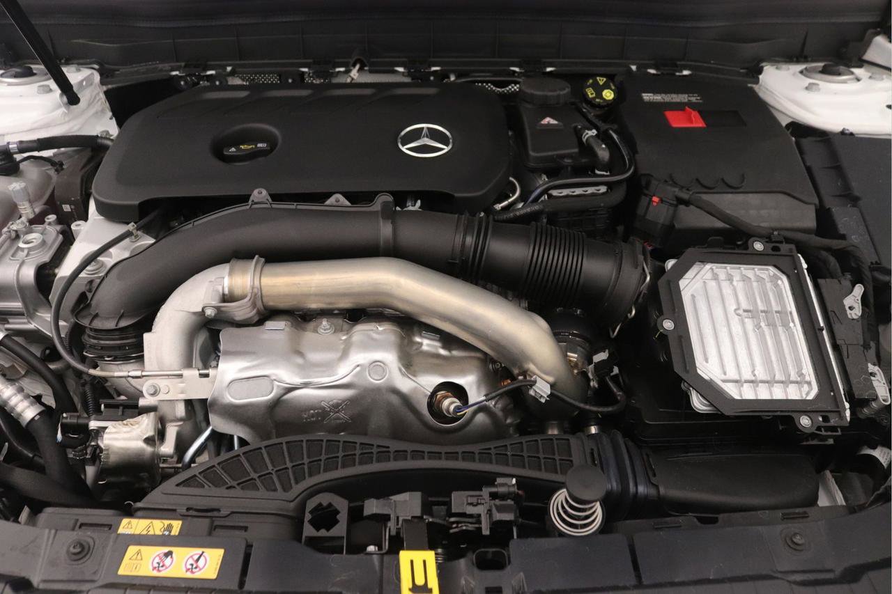New 2026 Mercedes-Benz GLB 250 image 10