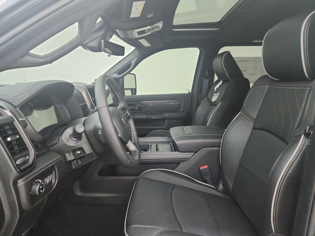New 2026 RAM 2500 Limited AWD/4WD image 19