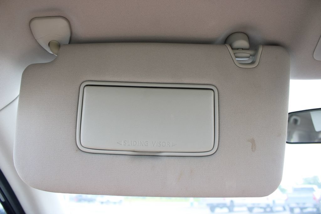 Used 2017 Nissan Rogue S FWD image 52