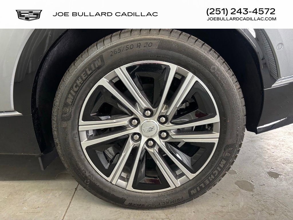 New 2026 Cadillac Lyriq Luxury w/ LPO, Floor Liner Package image 11