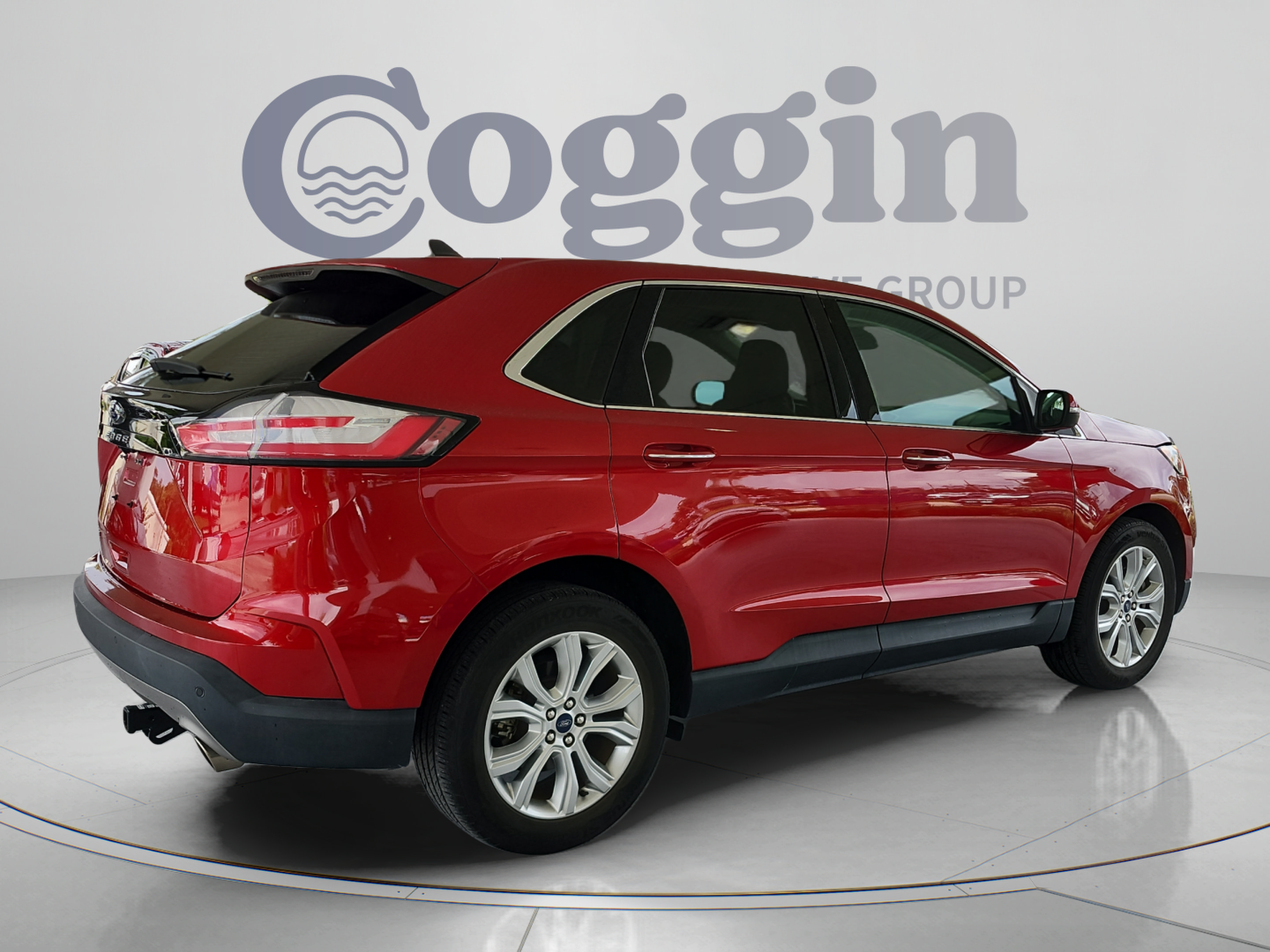 Used 2021 Ford Edge Titanium FWD image 5