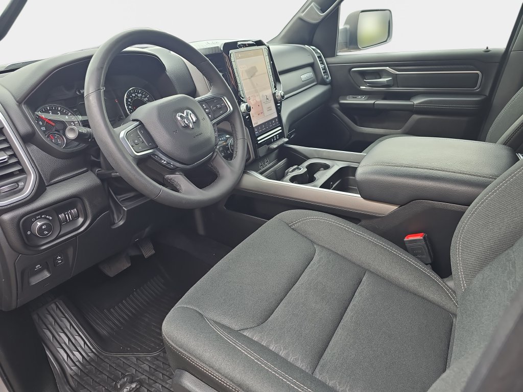Used 2025 RAM 1500 Big Horn AWD/4WD image 18
