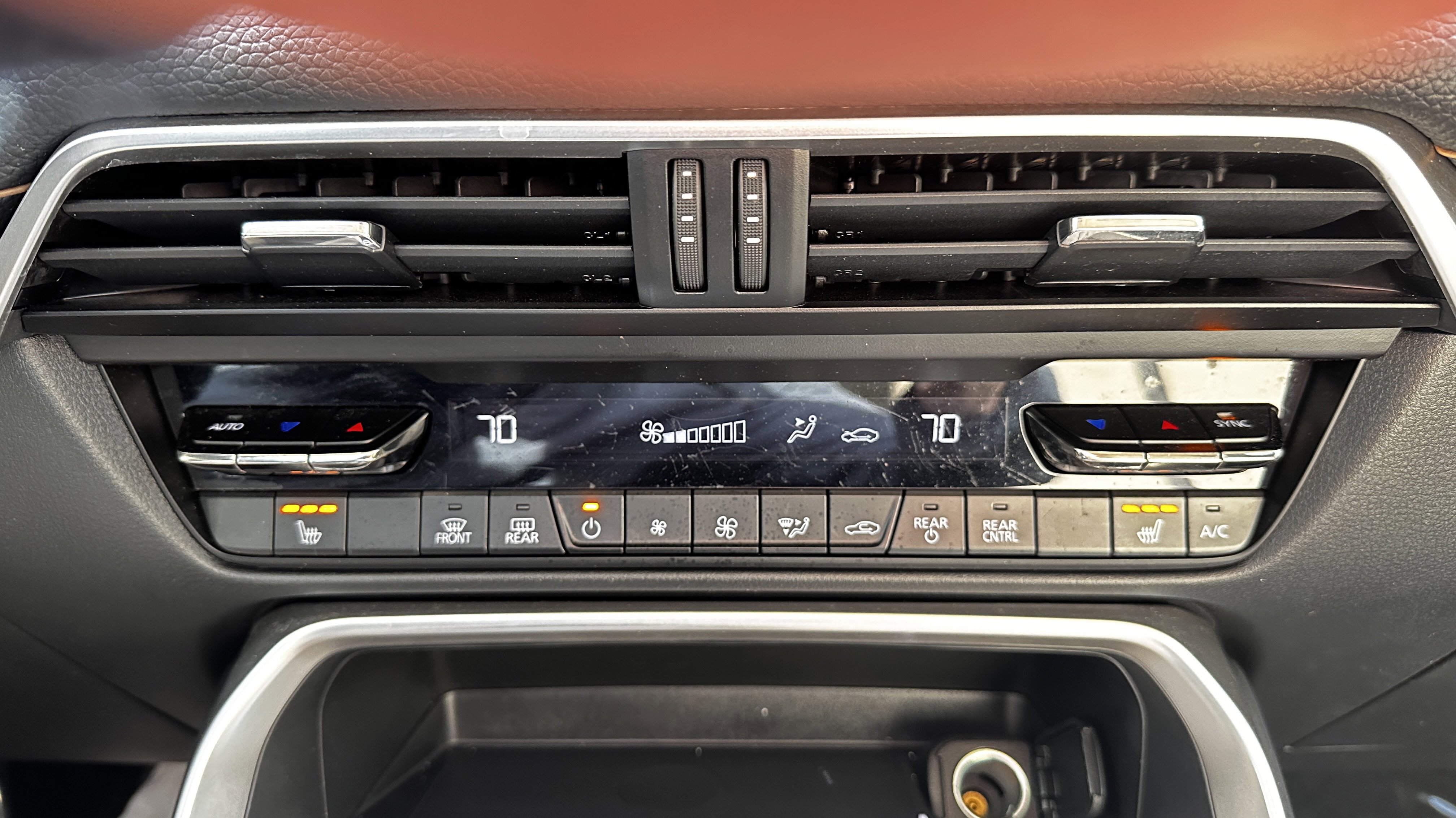 Certified 2024 MAZDA CX-90 3.3 Turbo w/ Premium Package image 12