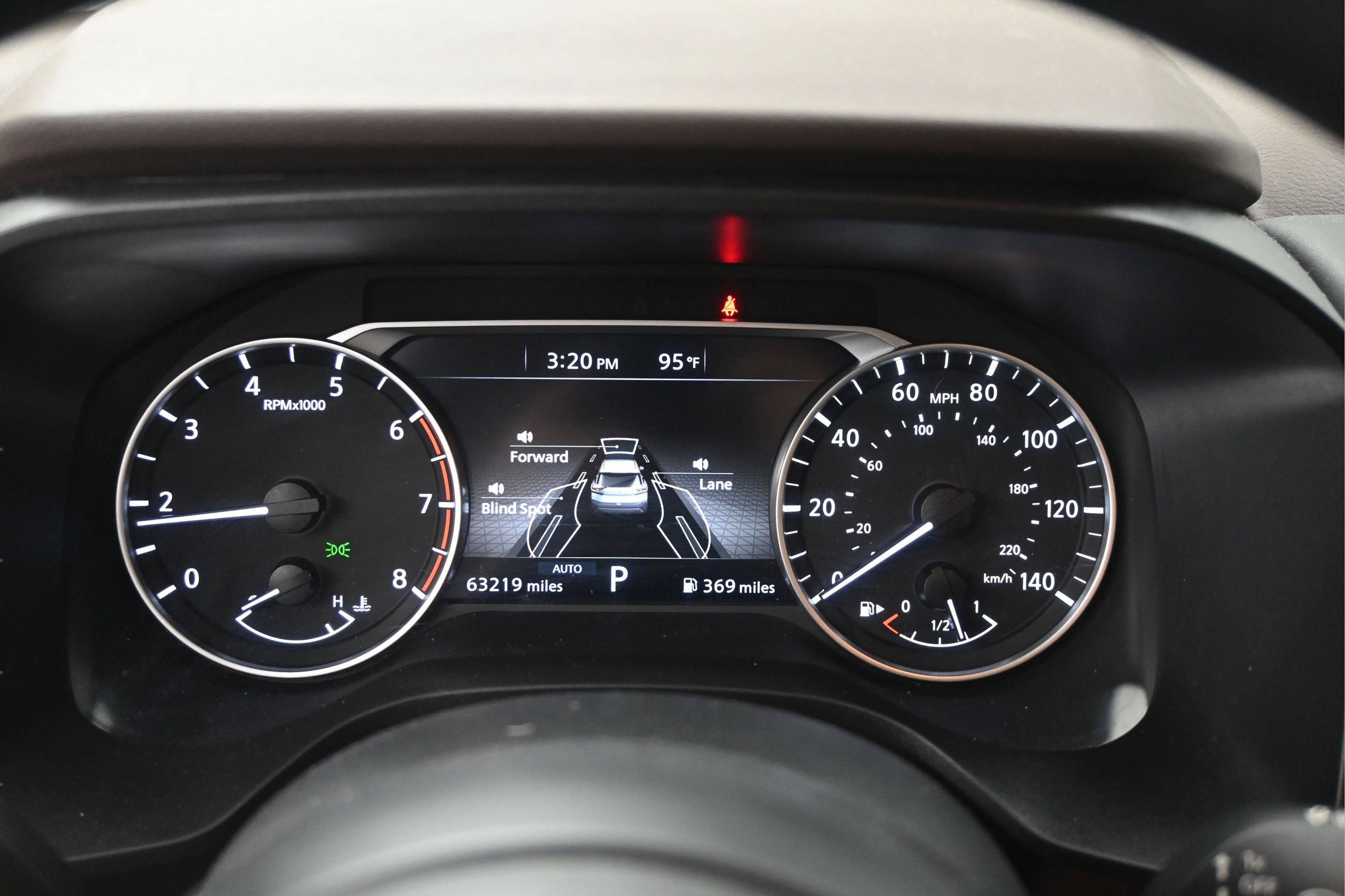 Used 2023 Nissan Rogue S AWD/4WD image 26