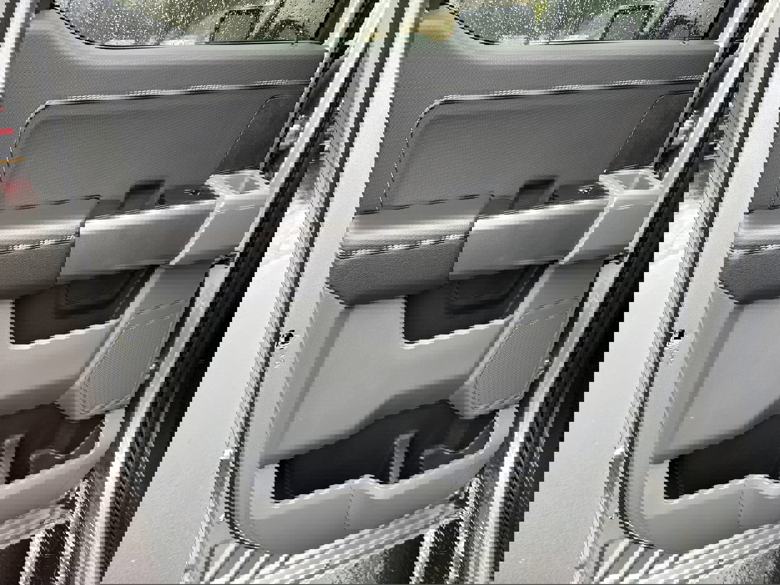 Used 2025 Ford F150 XLT w/ Equipment Group 301A Standard image 9