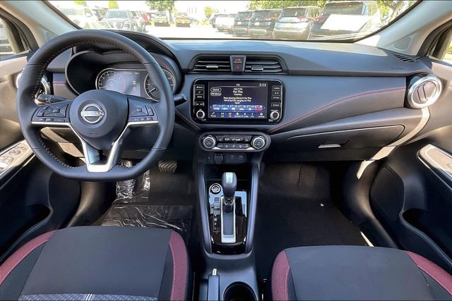 New 2025 Nissan Versa SR w/ Trunk Package image 6