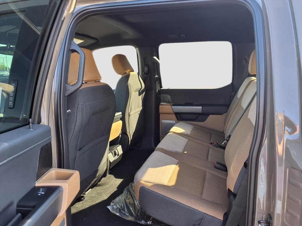 New 2026 Ford F350 XLT w/ XLT Premium Package image 22