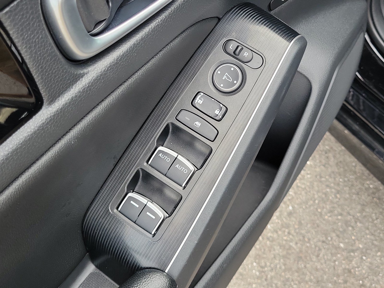 Used 2024 Honda Civic Touring image 14