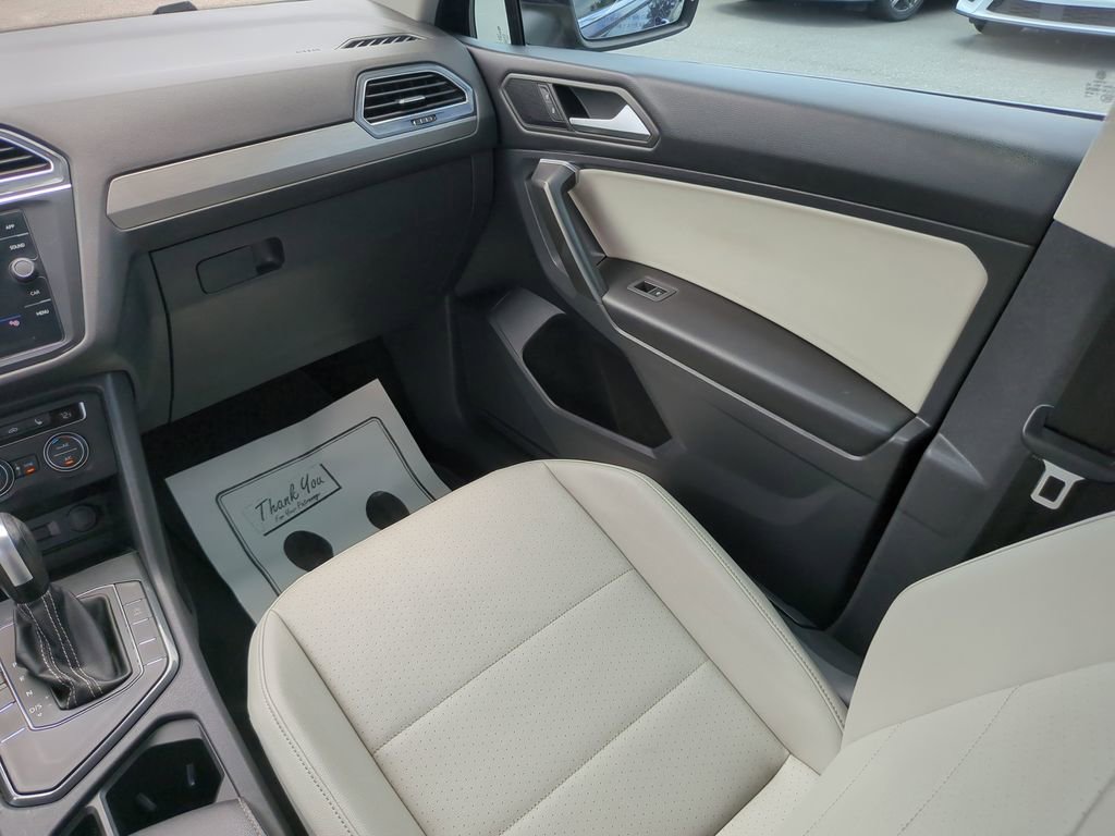 Used 2021 Volkswagen Tiguan SE FWD image 20