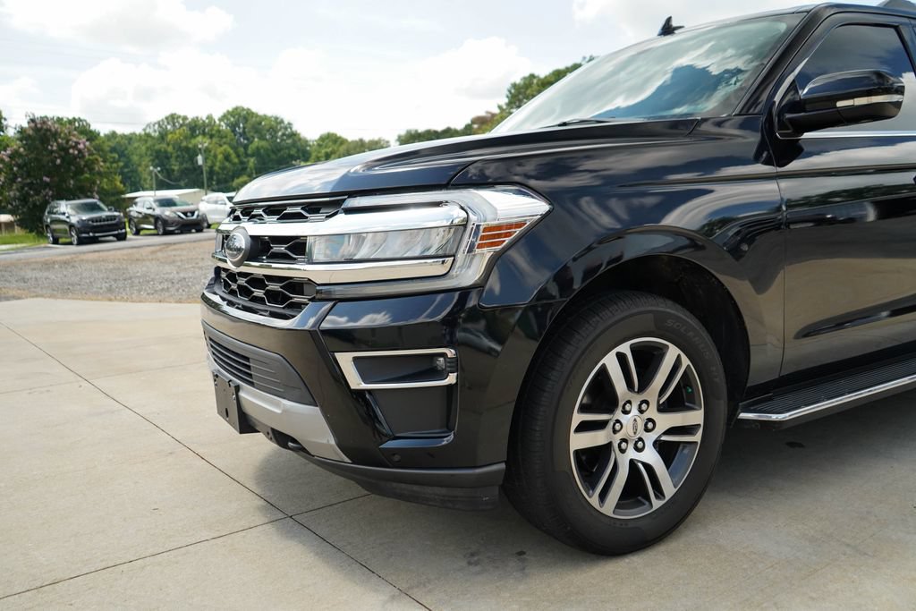 Used 2022 Ford Expedition Limited AWD/4WD image 17