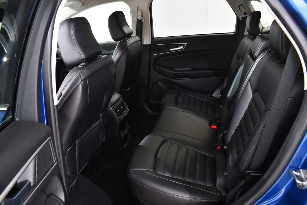 Used 2024 Ford Edge SEL w/ Convenience Package image 16