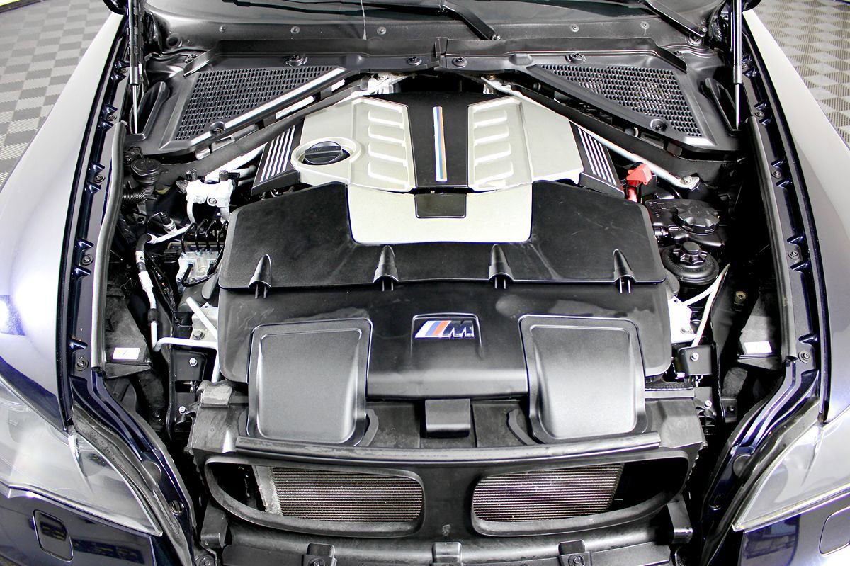 Used 2012 BMW X6 M image 48