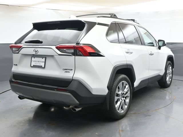 Used 2025 Toyota RAV4 Limited w/ Weather Package AWD/4WD image 5