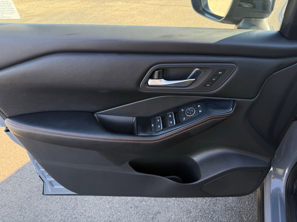 Certified 2025 Nissan Rogue SV w/ Rock Creek Premium Package image 19