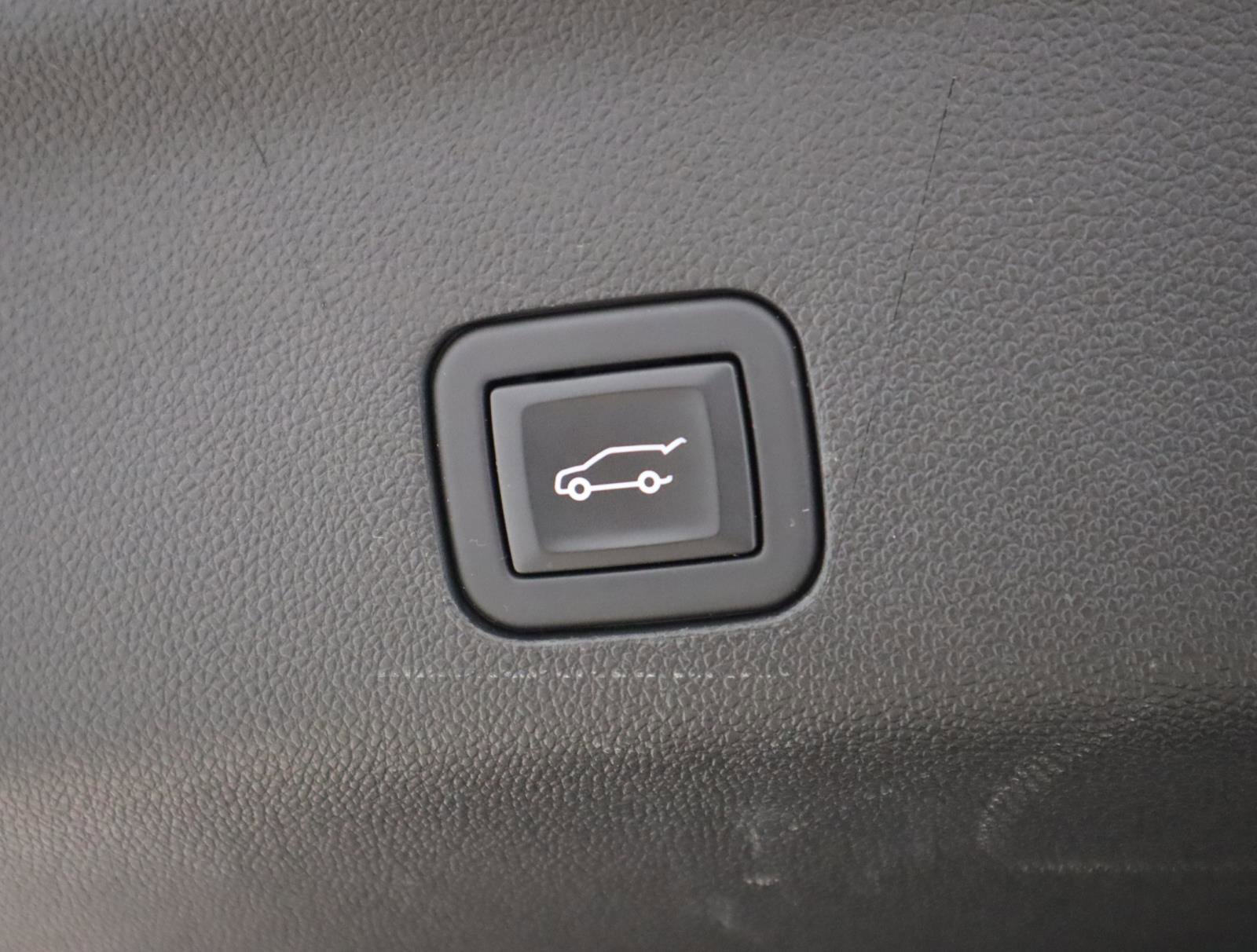 Used 2023 Chevrolet Tahoe High Country w/ Premium Package 2 image 12