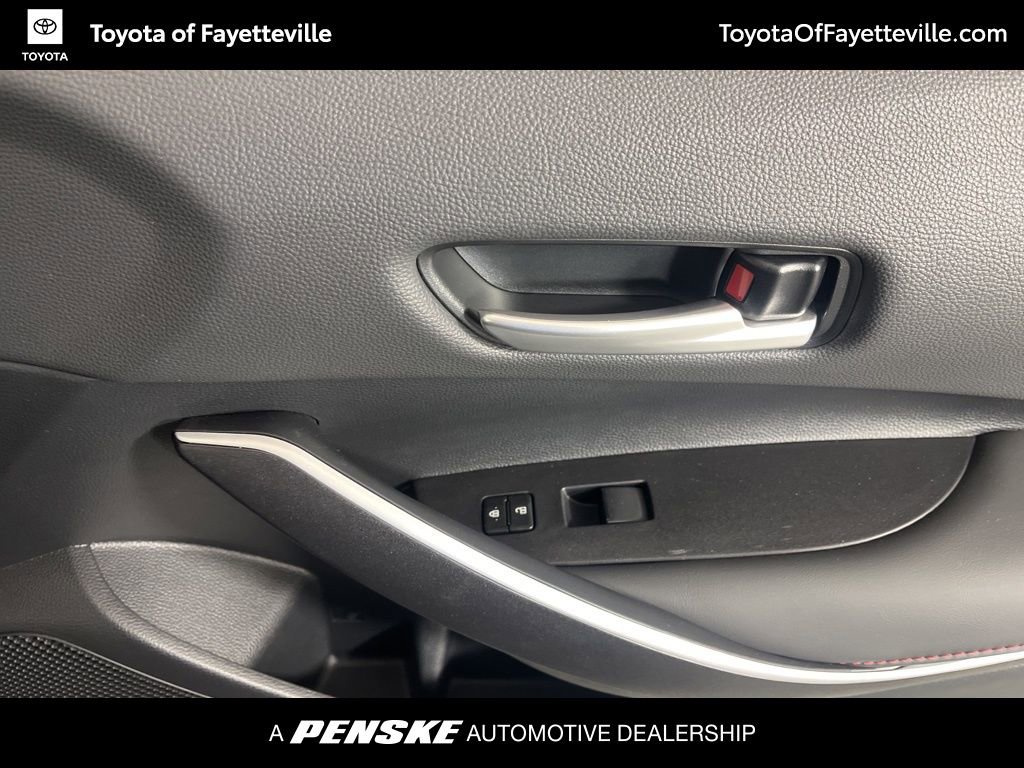 Certified 2025 Toyota Corolla SE FWD image 19