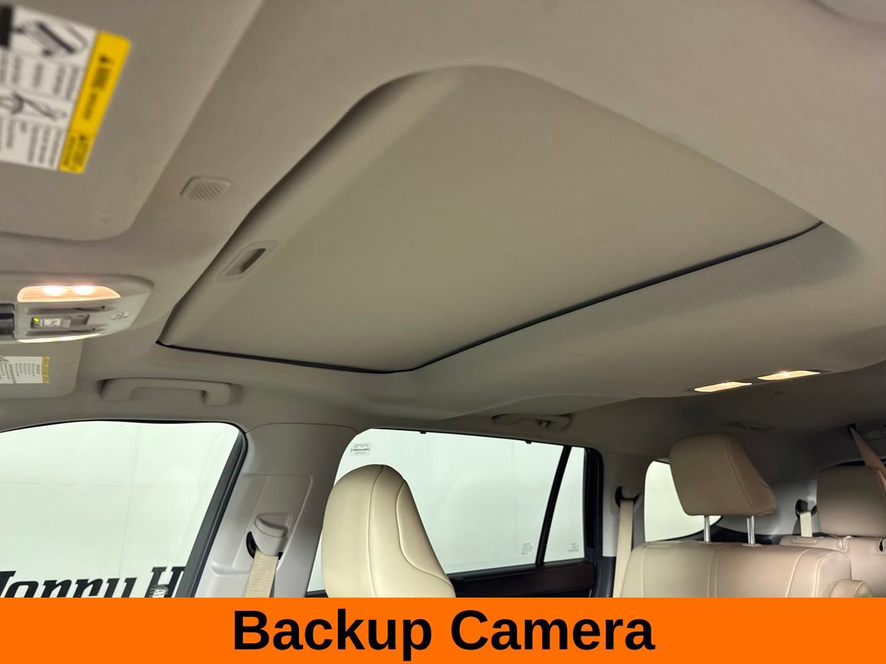 Used 2022 Toyota Highlander XLE FWD image 12