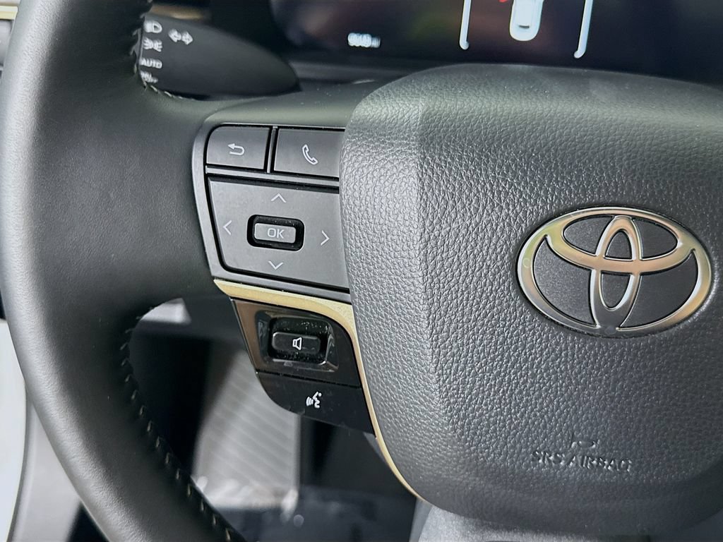 Certified 2026 Toyota Crown AWD/4WD image 24