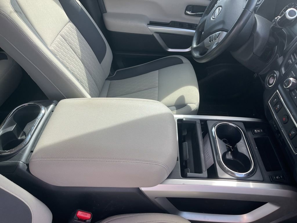 Used 2023 Nissan Titan SV w/ SV Convenience Package RWD image 28