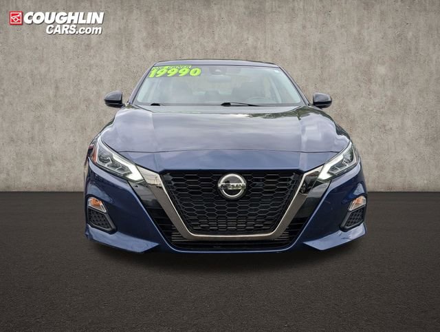 Used 2022 Nissan Altima 2.0 SR FWD image 2