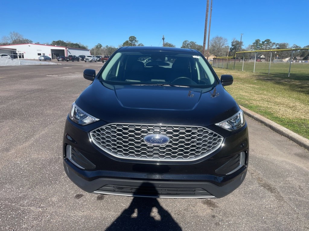 Used 2024 Ford Edge SEL image 2