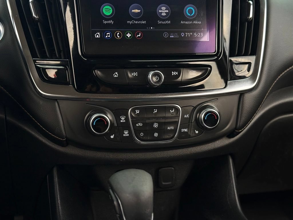 Used 2021 Chevrolet Traverse LT FWD image 19