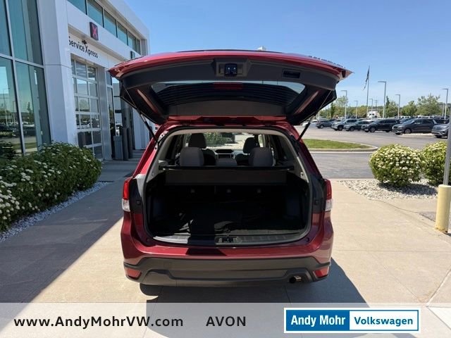 Used 2019 Subaru Forester Premium w/ All-Weather Package AWD/4WD image 10