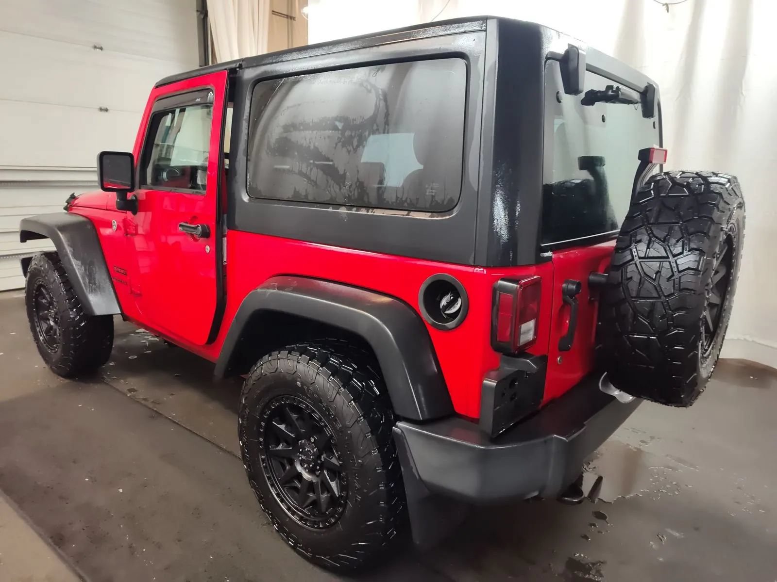Used 2017 Jeep Wrangler Sport w/ Connectivity Group AWD/4WD image 2