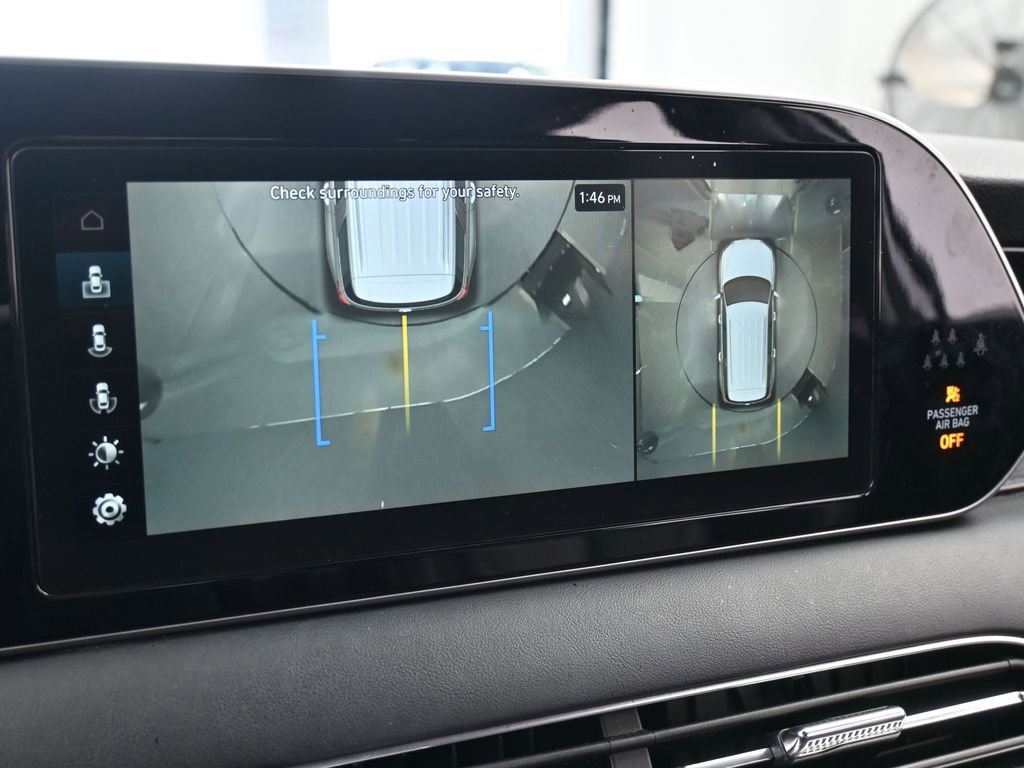 Used 2021 Hyundai Palisade Limited w/ Winter Package image 24