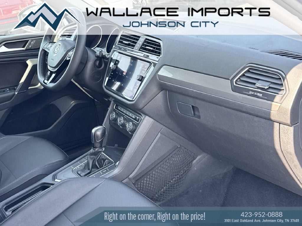 Used 2020 Volkswagen Tiguan SEL FWD image 36