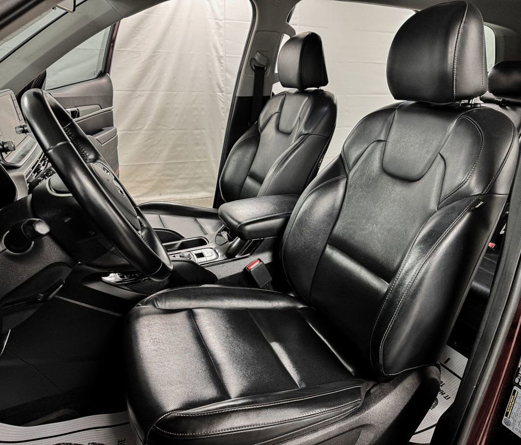 Used 2020 Kia Telluride S w/ S 8 Passenger Seating Package image 9