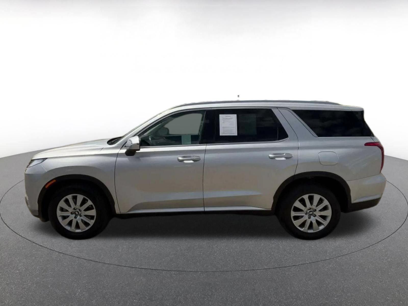 Used 2024 Hyundai Palisade SEL FWD image 8