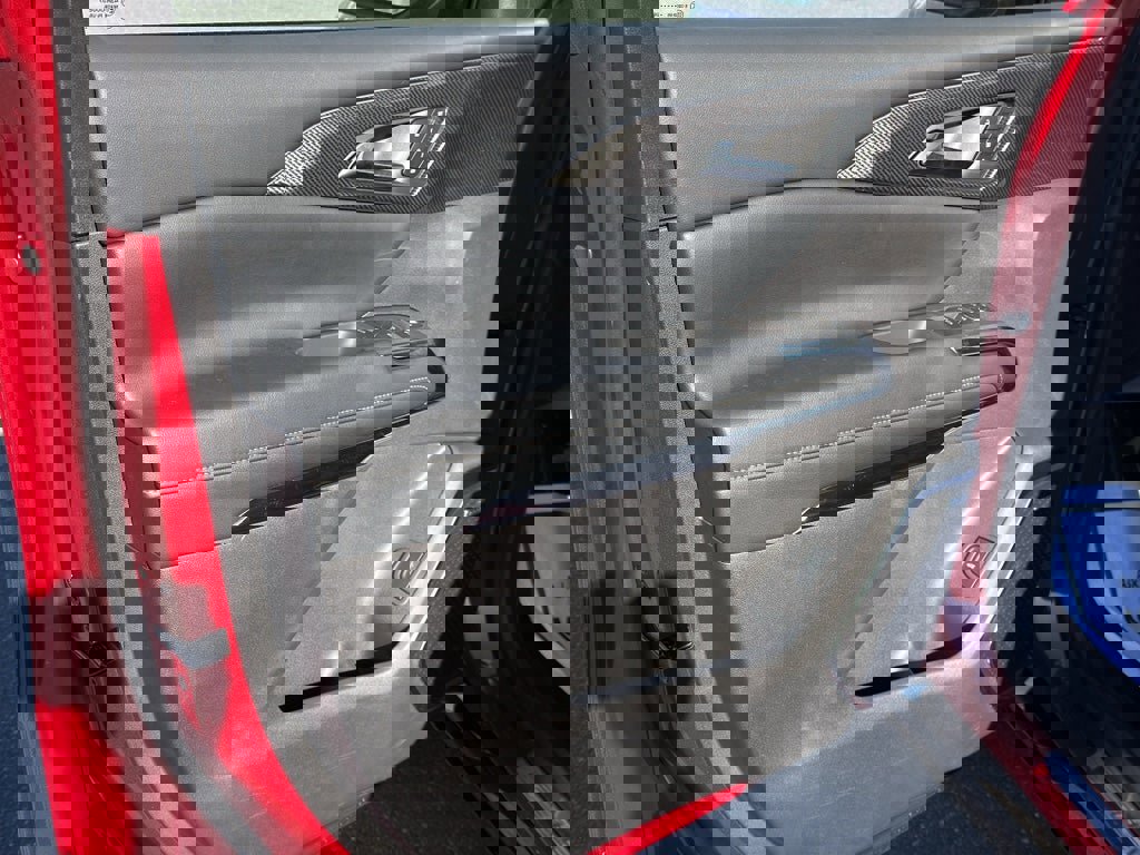 New 2026 Chevrolet Traverse High Country image 9