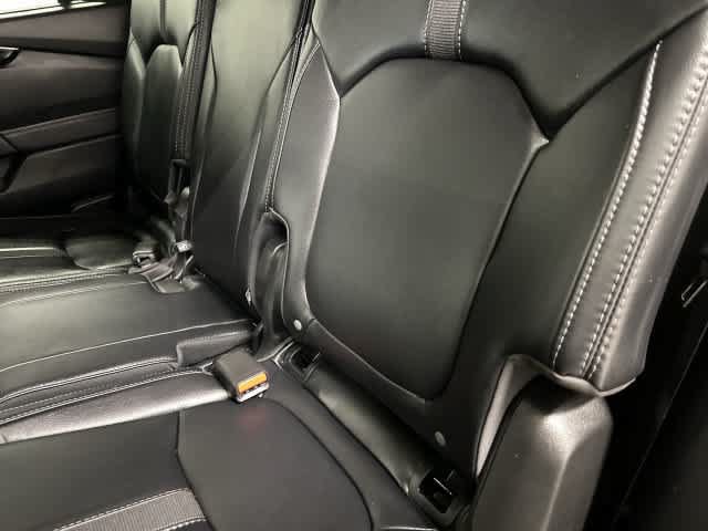 Certified 2025 Honda Pilot Touring image 11