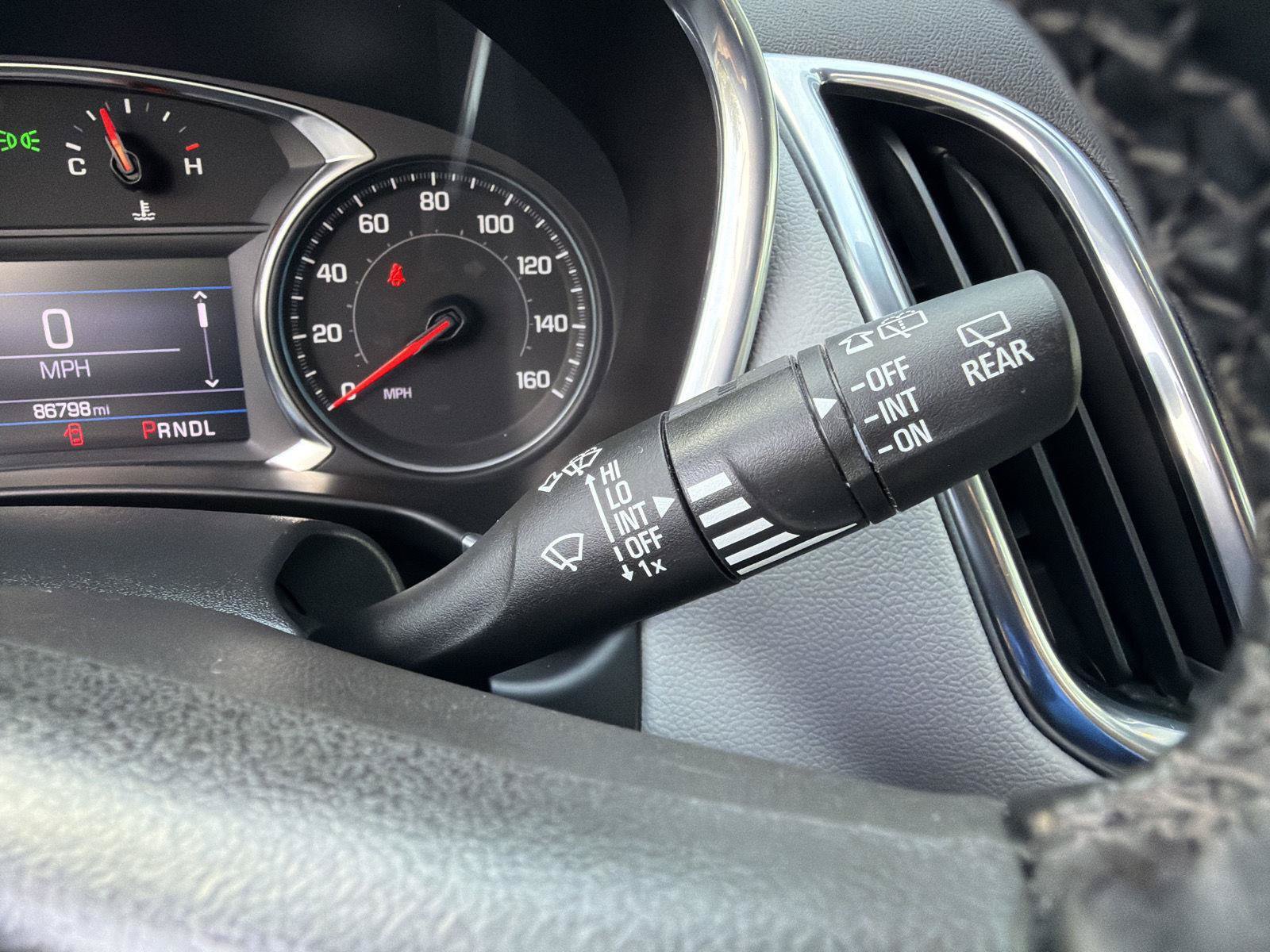 Used 2023 Chevrolet Equinox LT AWD/4WD image 20