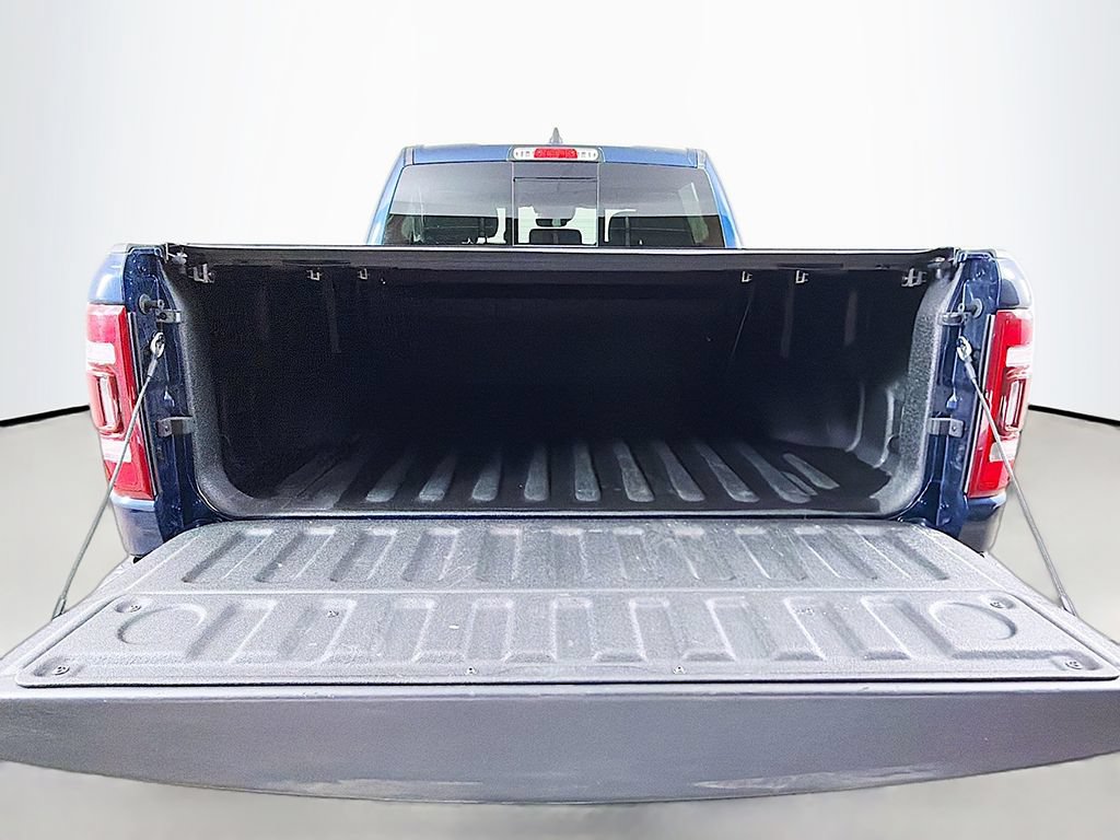 Used 2022 RAM 1500 Limited w/ Body-Colour Bumper Group AWD/4WD image 18