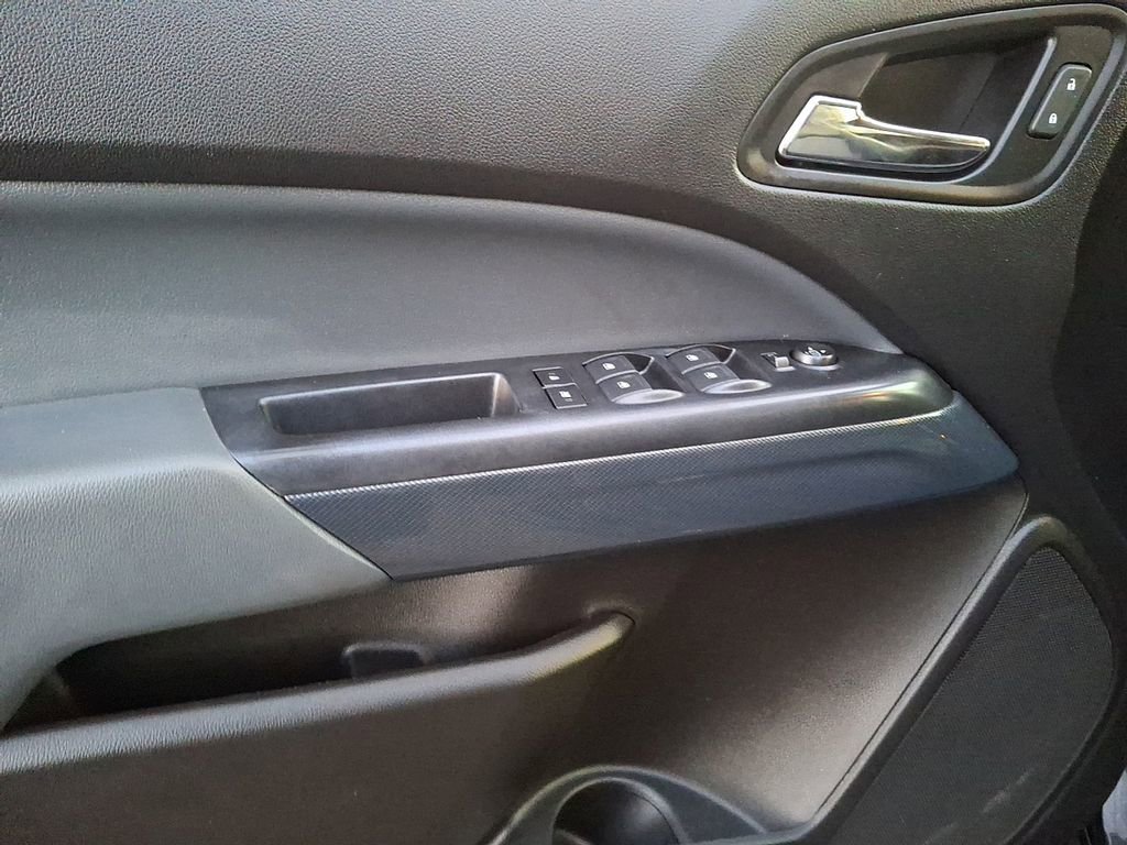 Used 2021 Chevrolet Colorado Z71 w/ Z71 Midnight Edition image 9