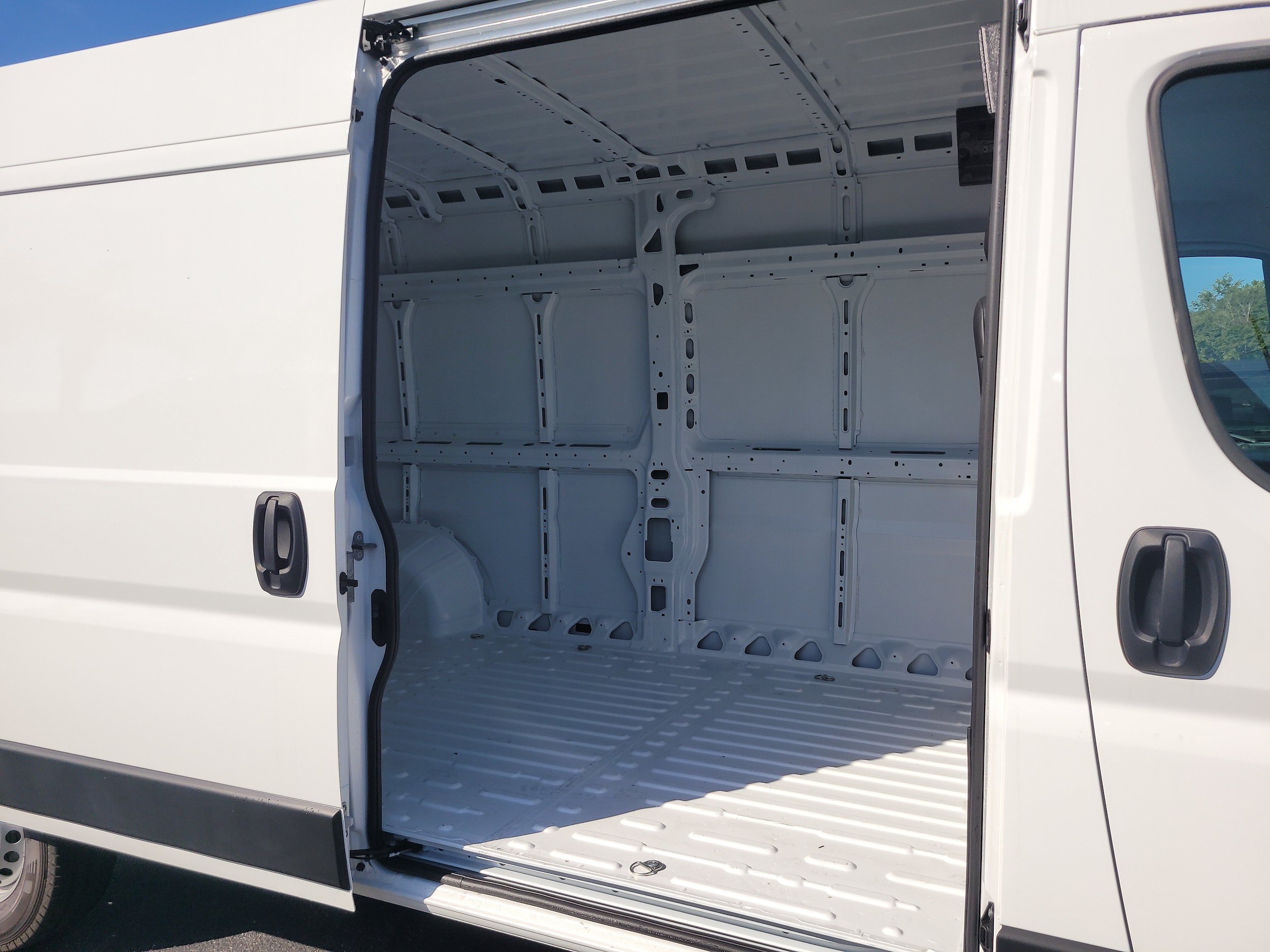 New 2026 RAM ProMaster 3500 w/ Safety Group FWD image 6
