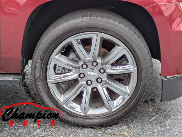 Used 2016 Chevrolet Suburban LTZ RWD image 12