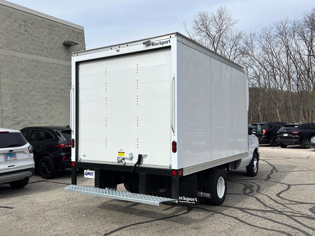 New 2025 Ford E-350 and Econoline 350 Super Duty w/ Power Equipment Group RWD image 4
