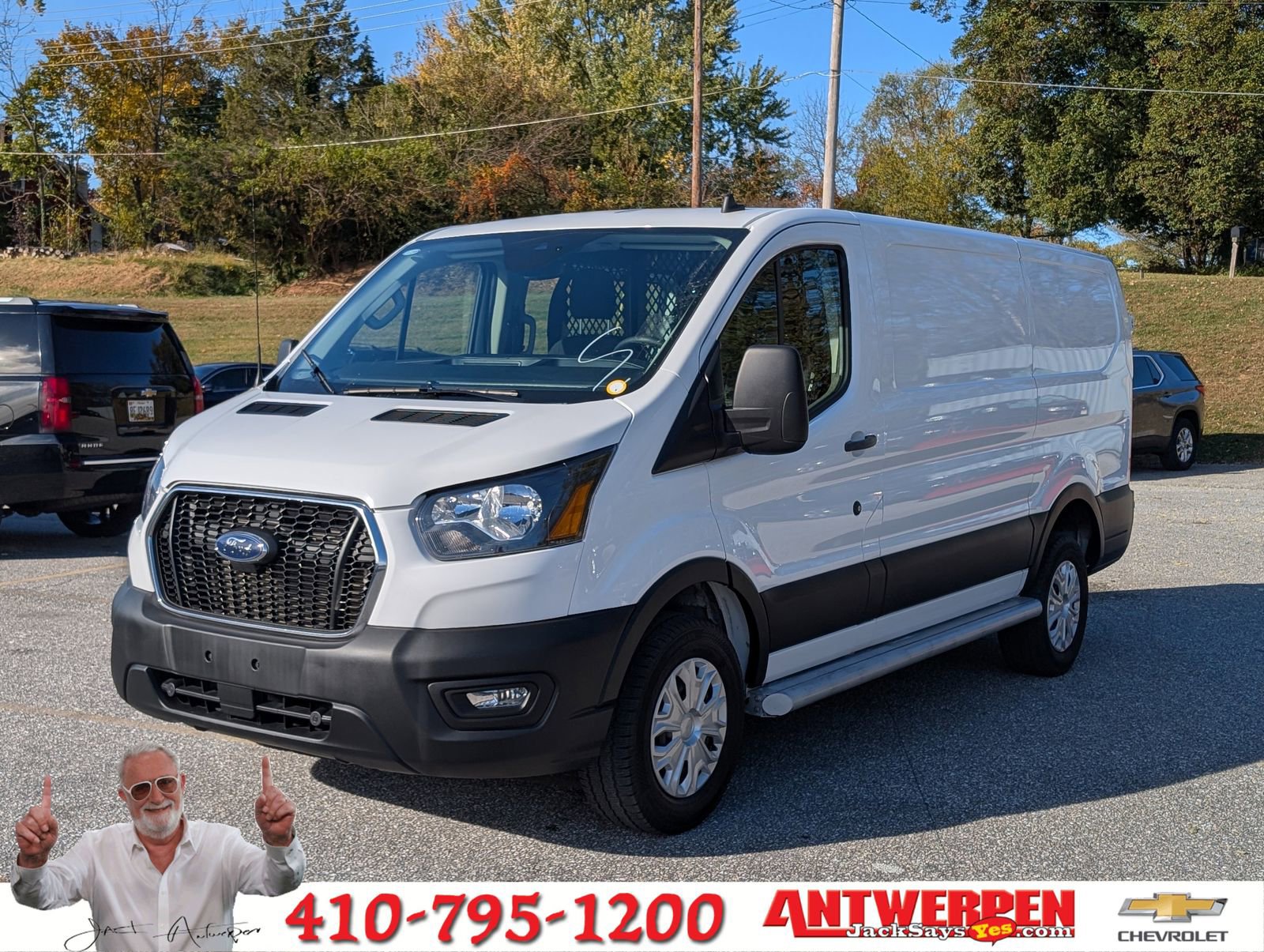 Used 2024 Ford Transit 250 Low Roof w/ Exterior Upgrade Package image 7