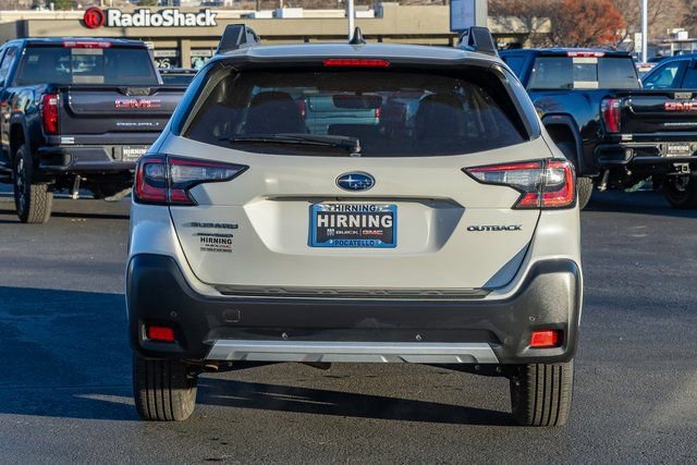 Used 2023 Subaru Outback Limited AWD/4WD image 4