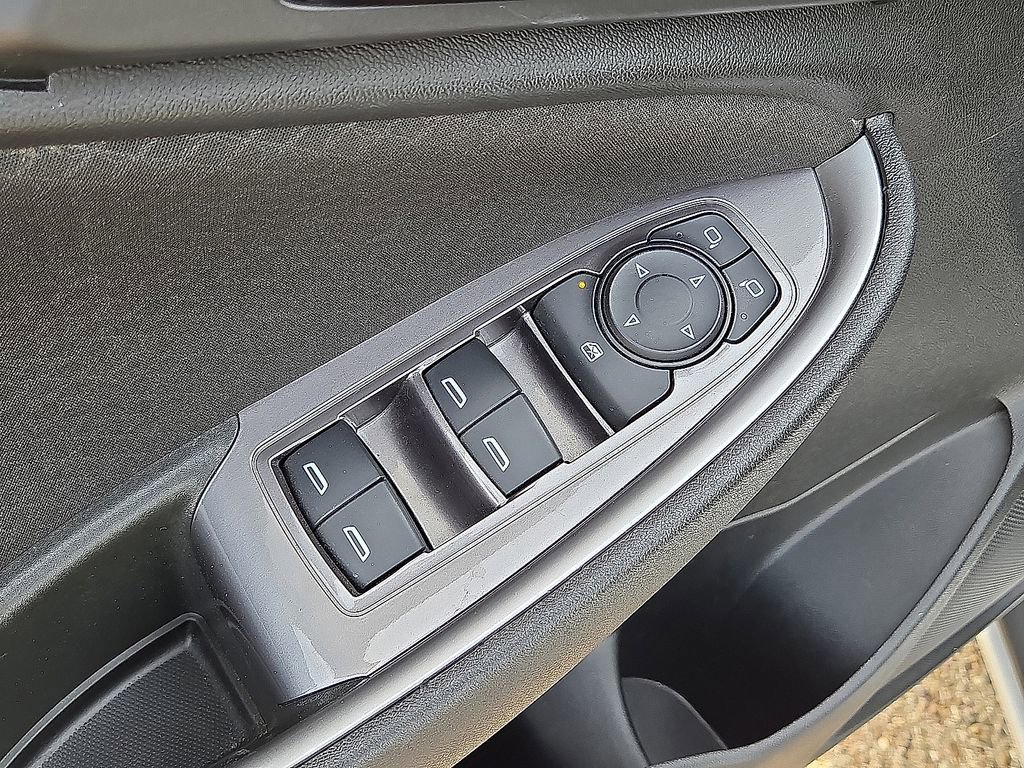 Used 2020 Chevrolet Malibu LS w/ Driver Confidence Package II image 22