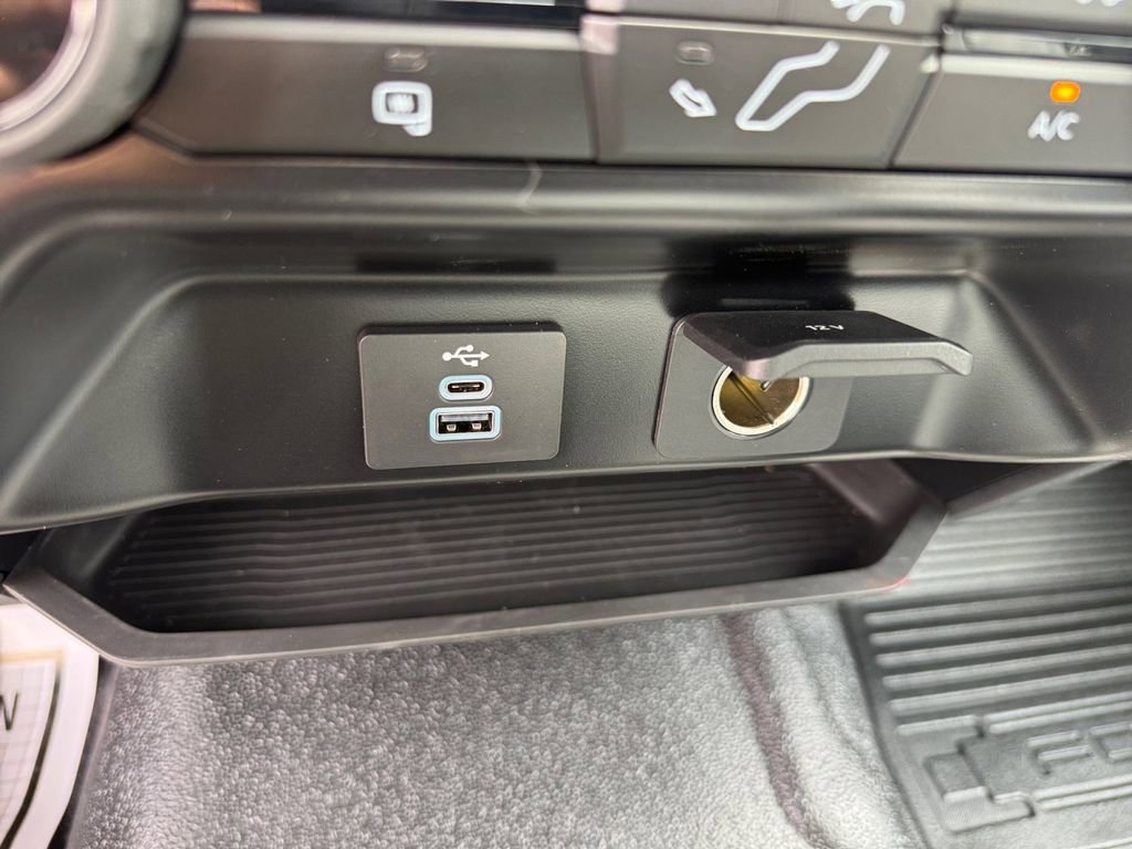 New 2026 Ford F550 4x4 Regular Cab Super Duty image 38