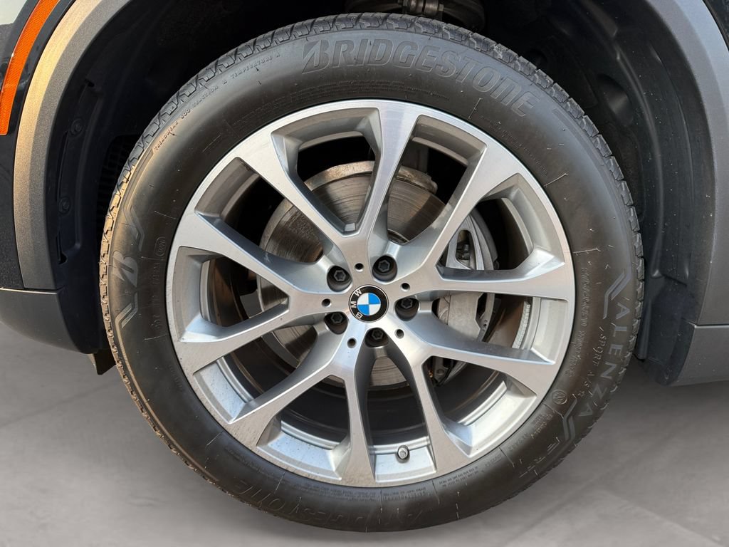 Certified 2026 BMW X5 xDrive40i AWD/4WD image 14