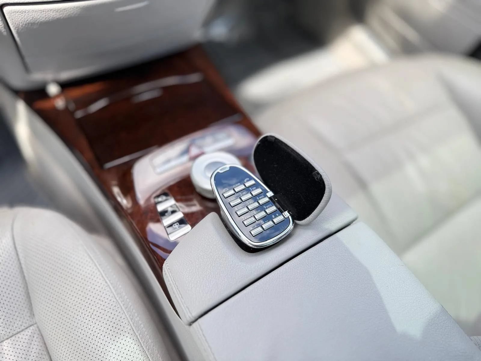 Used 2013 Mercedes-Benz S 550 4MATIC image 20