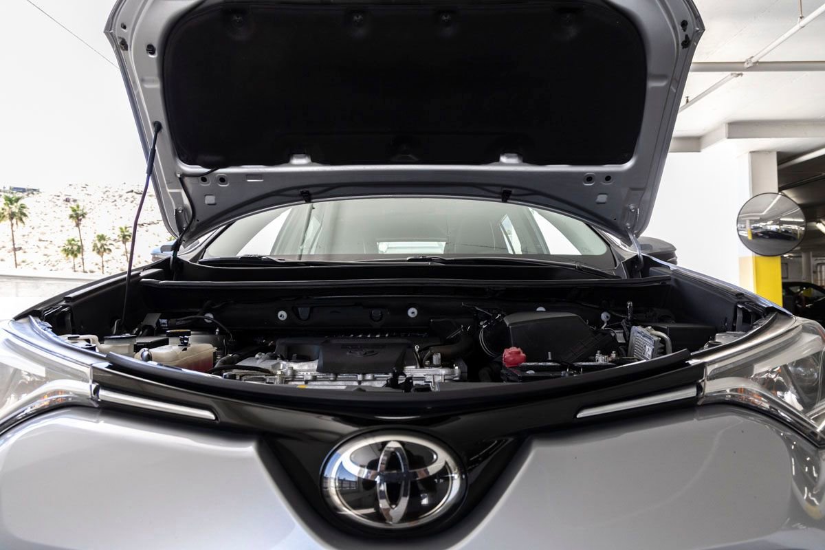 Used 2017 Toyota RAV4 Platinum FWD image 25