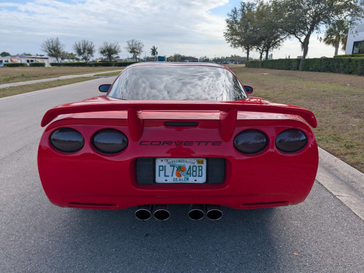 Used 2000 Chevrolet Corvette Coupe w/ Roof Pkg image 7
