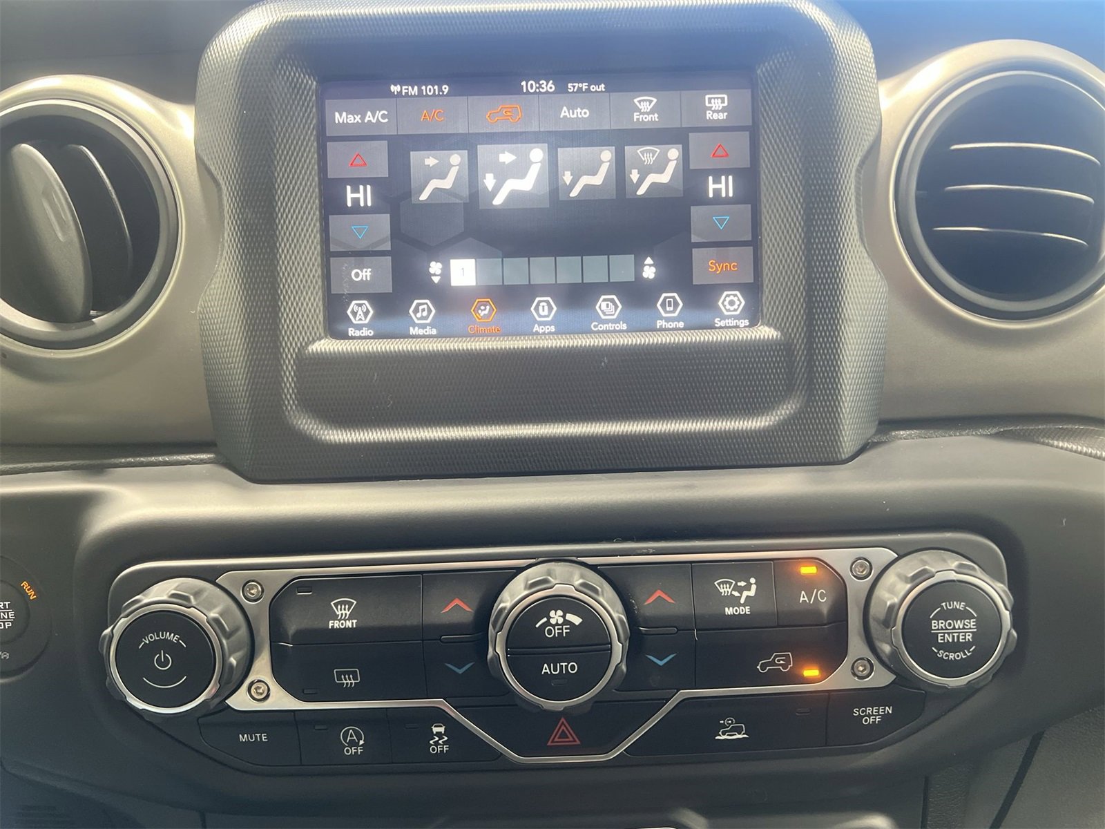 Used 2021 Jeep Wrangler Unlimited Sport image 18